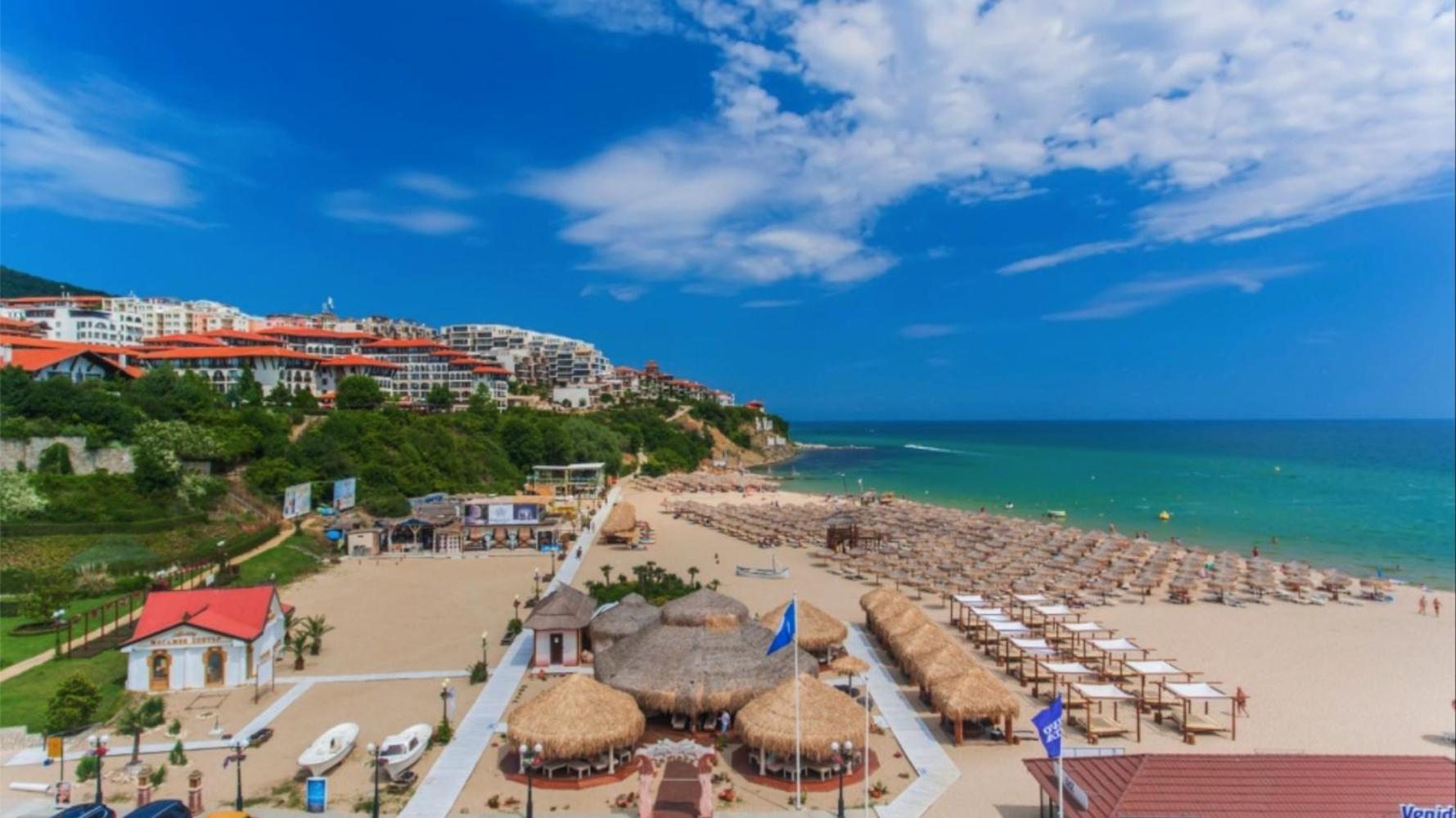 Horizon 10 'В' Apartment Sveti Vlas Esterno foto
