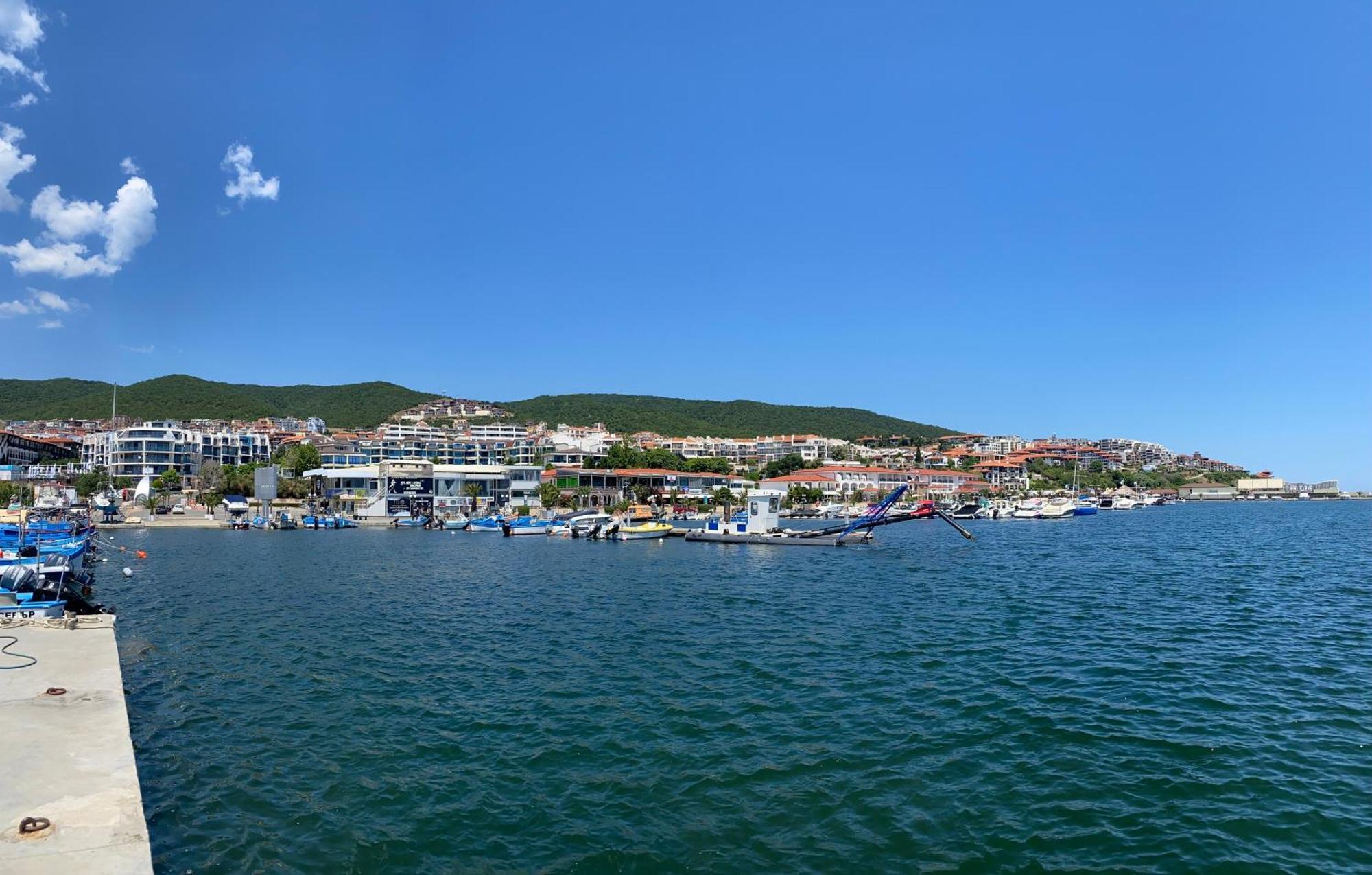 Horizon 10 'В' Apartment Sveti Vlas Esterno foto
