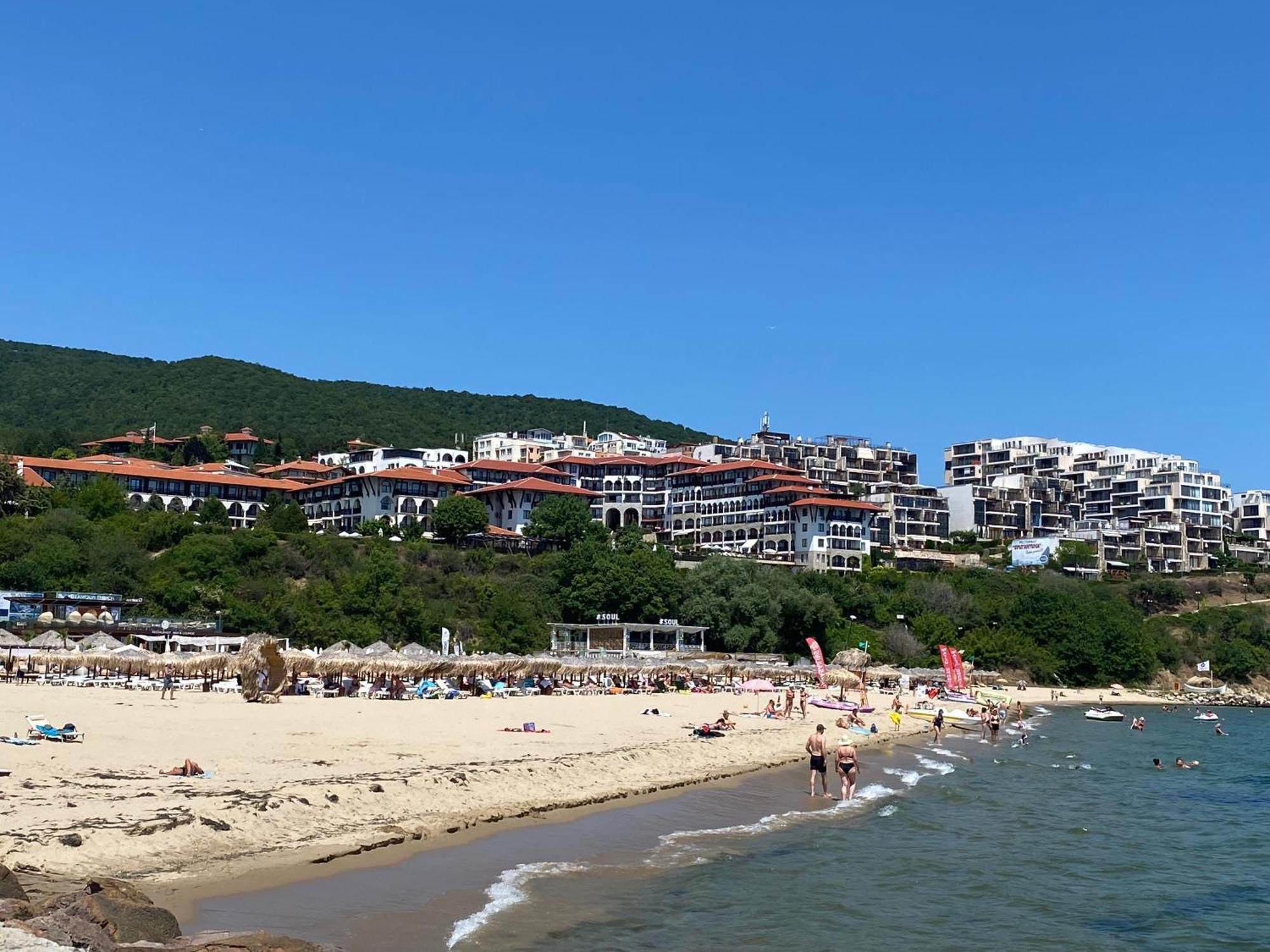 Horizon 10 'В' Apartment Sveti Vlas Esterno foto